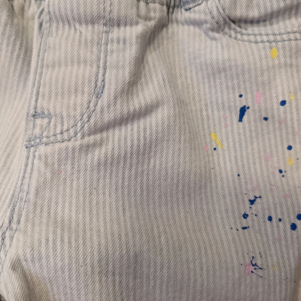 Gap girls pants bundle size 5 floral light jogger and paint splatter jeans